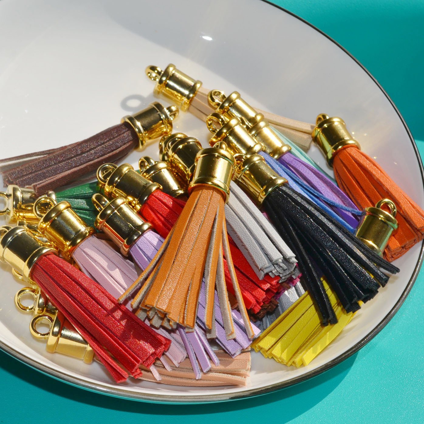Leather Tassel Keychain Charms Tassels Pendant personality color Tassel Key Chains For DIY Bag car keys accessories