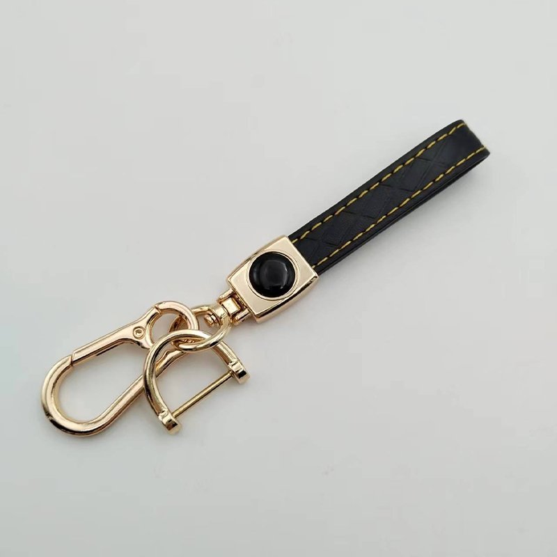 New Fashion Car Key Ring Metal Leather Key Chain with Screw Driver For TPU Gold Edge Car Key Fob Cover Multi Colors