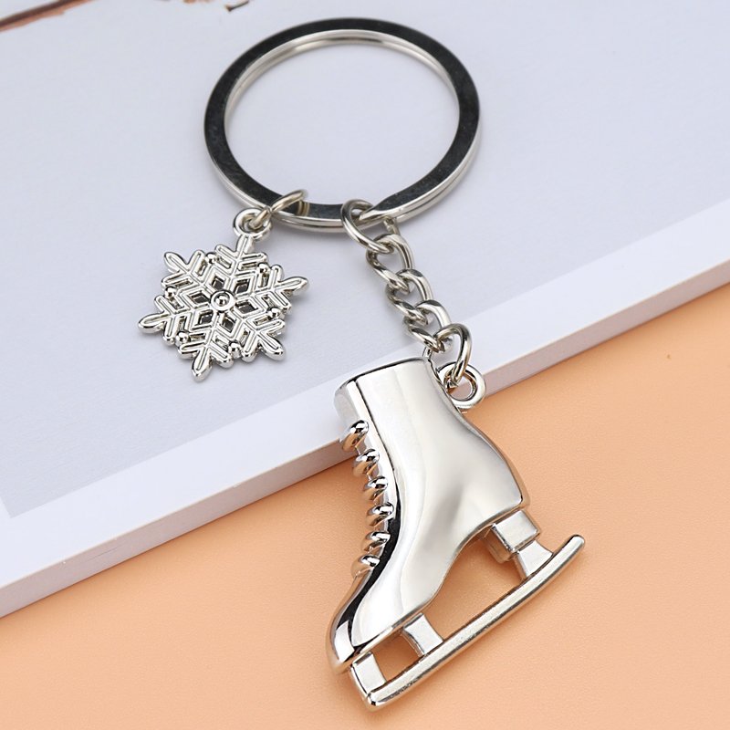 3D Metal Snowboard Keychain Winter Sports Competition Ski Key Ring Skier Keychains Car Pendant Gift Snowboarder Skiing Souvenir