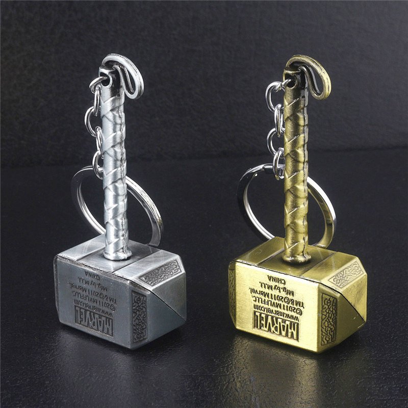 Creative Metal Pendant Gift anime accessories for men car key charms Pendant