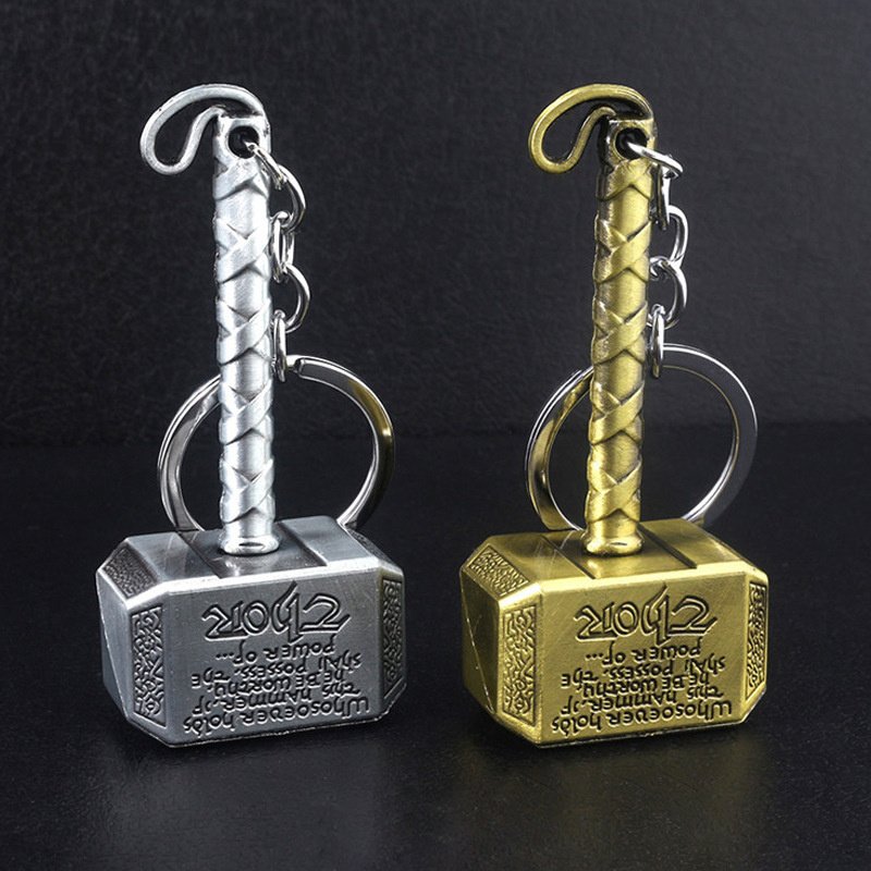 Creative Metal Pendant Gift anime accessories for men car key charms Pendant