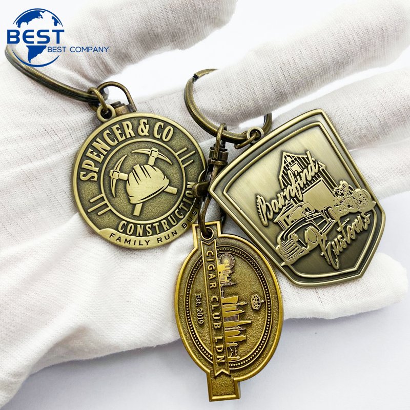 Hot Sale 3d Dice Design Anime Keychain Cute Metal Key Chains Colorful Custom enamel keyring Accessories