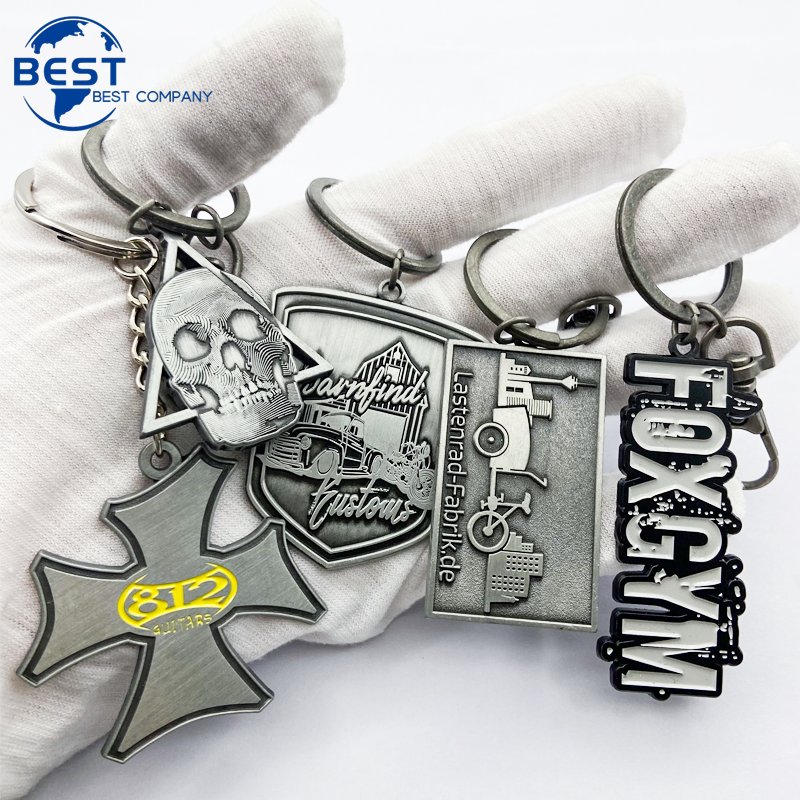 Hot Sale 3d Dice Design Anime Keychain Cute Metal Key Chains Colorful Custom enamel keyring Accessories