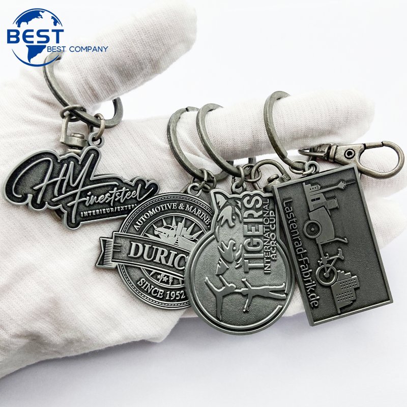 Hot Sale 3d Dice Design Anime Keychain Cute Metal Key Chains Colorful Custom enamel keyring Accessories