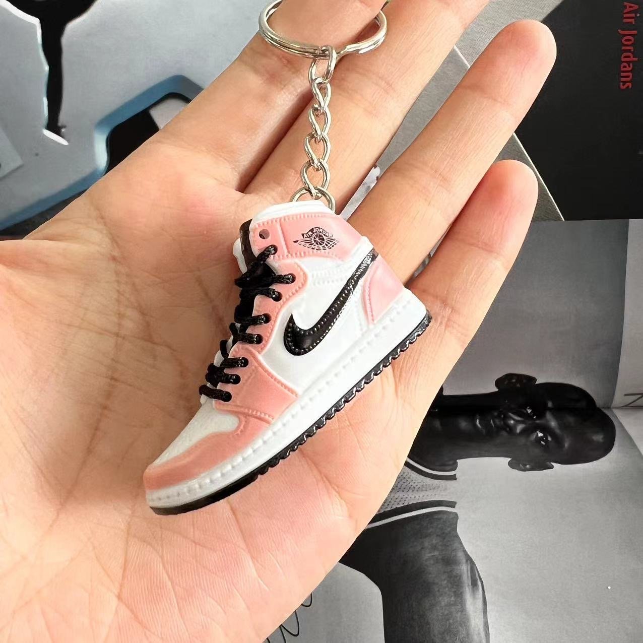 Three-dimensional Basketball Shoe Keychain 3d Shoe Model Couple Bag Hanging Accessories Car Key Pendant