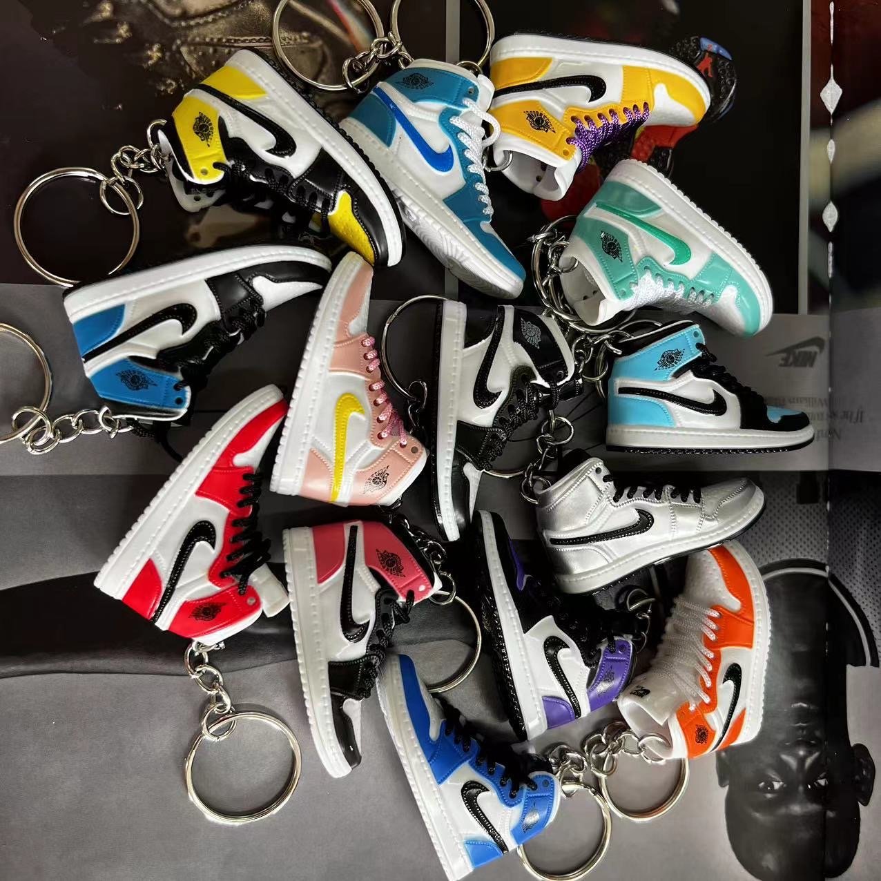 Three-dimensional Basketball Shoe Keychain 3d Shoe Model Couple Bag Hanging Accessories Car Key Pendant