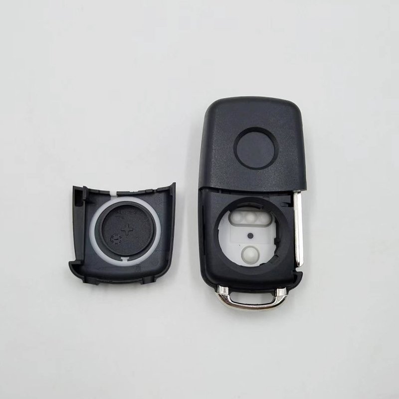 Car Key Accessories Blank Car Keys Replacement Case Car Remote Key Shell suitable for Jetta Voyage G6 Tiguan Volkswagen