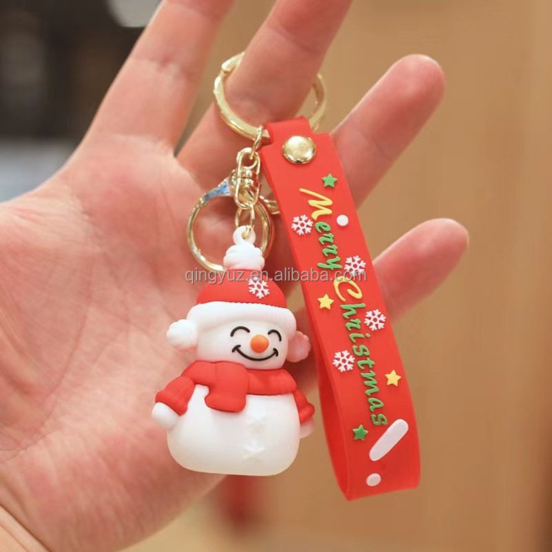 3D Christmas Keychains Gifts Cute Santa Claus Pendants Mini Anime Dolls Keyrings 3D Xmas Cartoon Rubber Key Chain Accessories