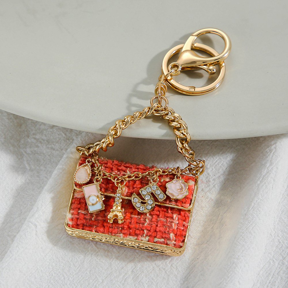 Hot Sale Exquisite Pendant Decorations Stainless Steel Metal Clasp Mini Bag Keychain