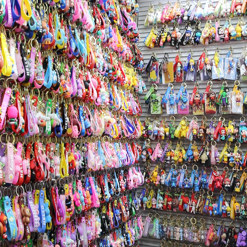 3D Cartoon Cute Custom Design PVC Key chain Soft Rubber Car Keychain Accessories Doll Bag Backpack Pendant
