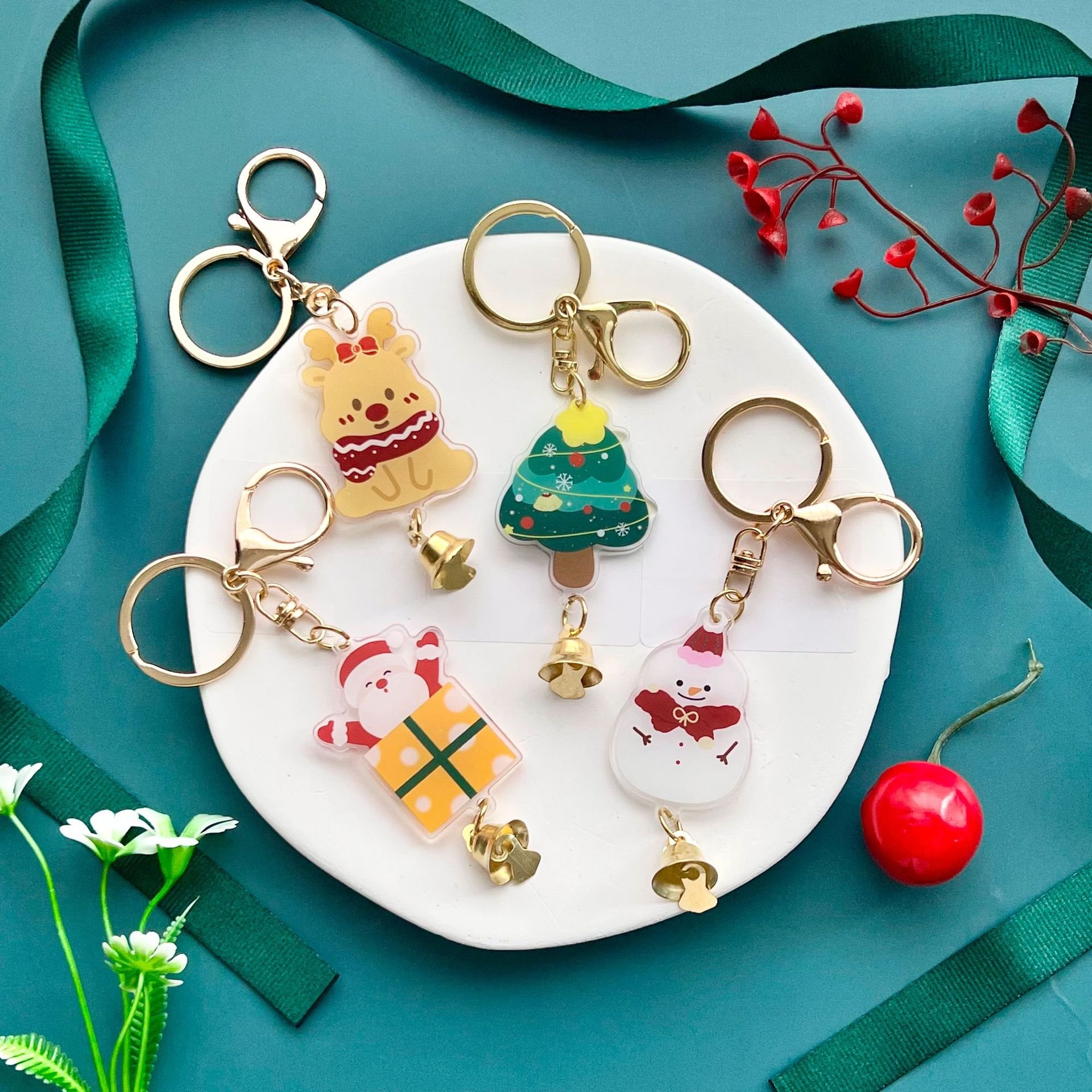 Custom Shape christmas toy with keychain Acrylic Transparent Key Chain Rings Clear Colorful DIY Plastic KeyChain Customized