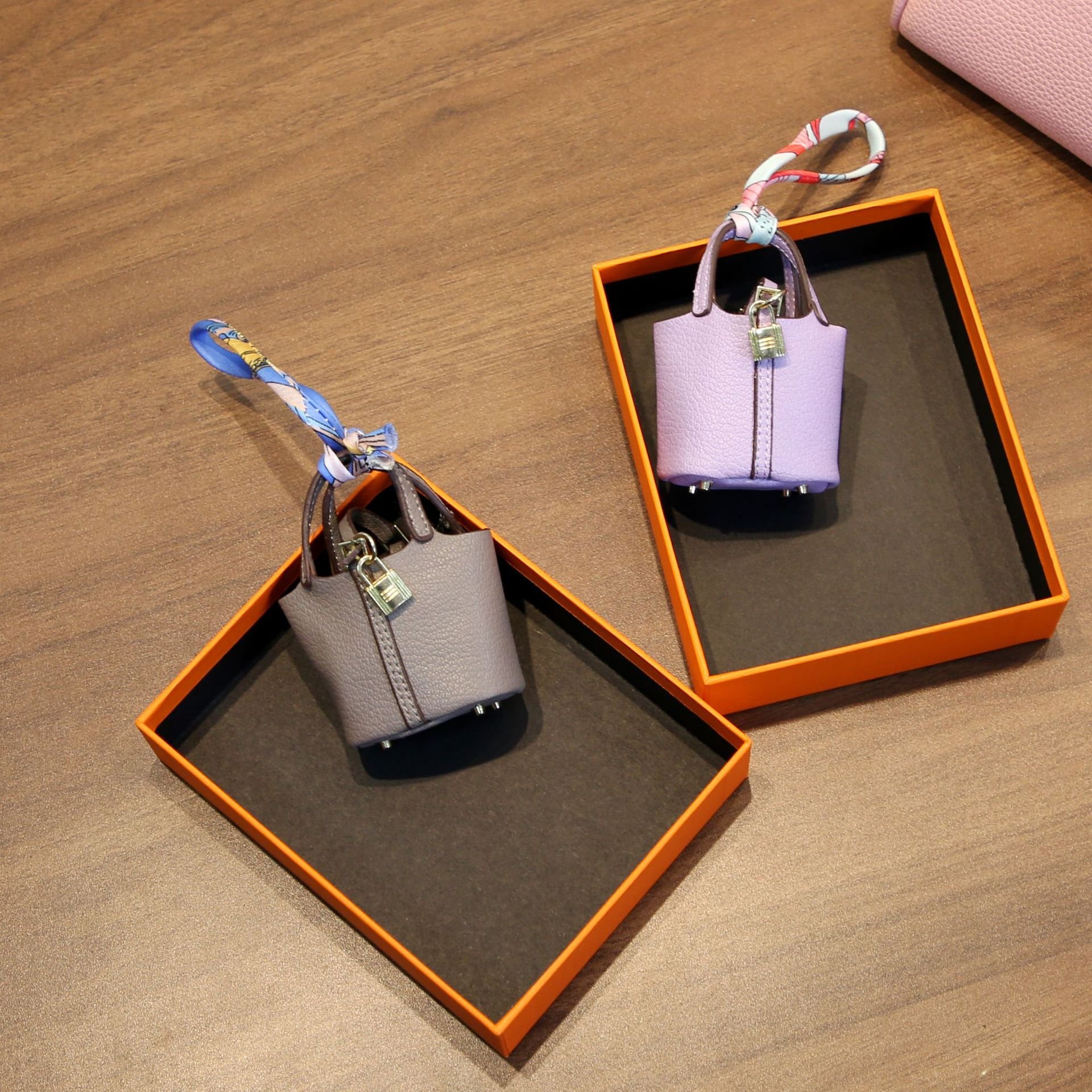 Mini Bag Bag Pendants Car Keychain headphone Bag Coin Purse Leather Purse Creative Hanging Accessories
