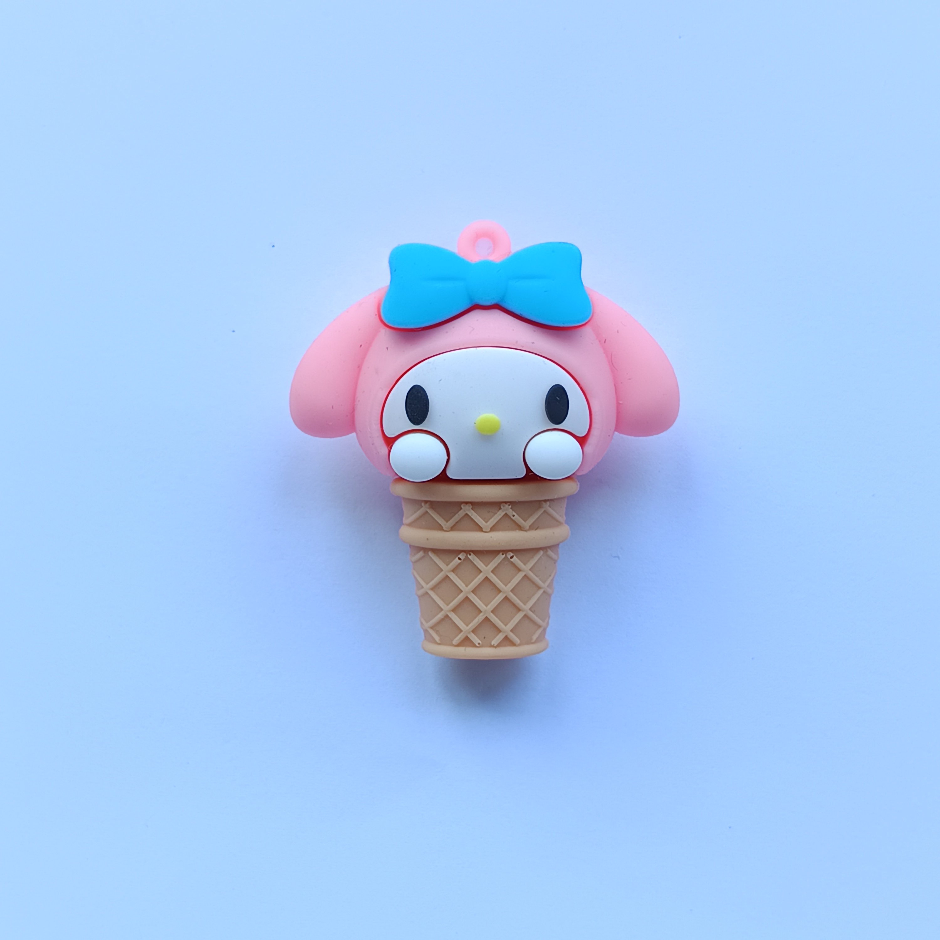 Factory Customization wholesale PVC Mini cartoon Anime ice-cream Kitty keychain doll key ring accessories Car Pendant