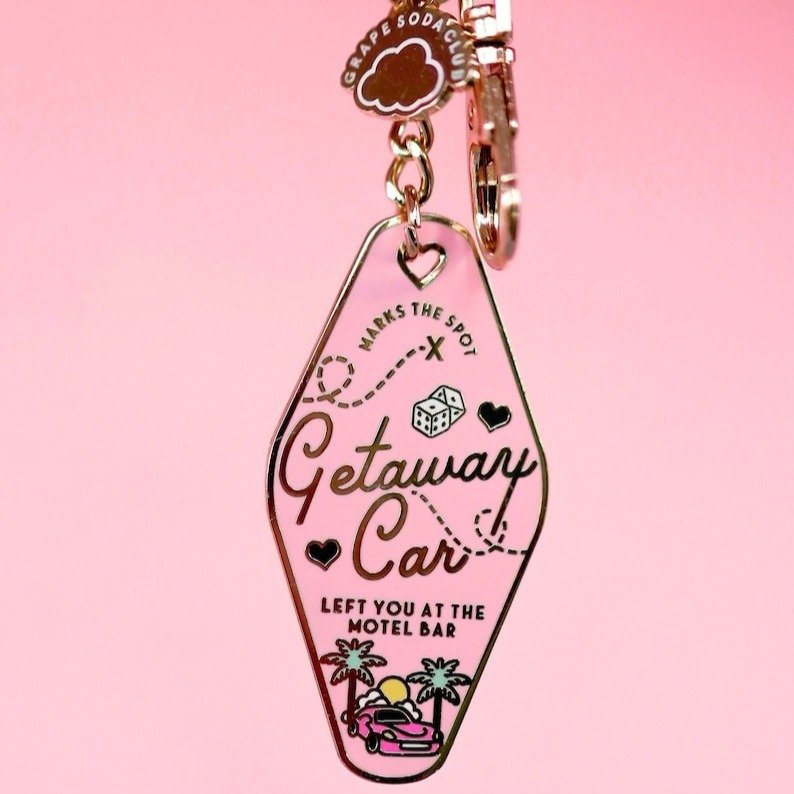 Fan gift Getaway Car Taylor Motel Metal Keychain Swifties Car Keys Accessories,Mini Motel Enamel Keychain For Swiftie Fans Gift