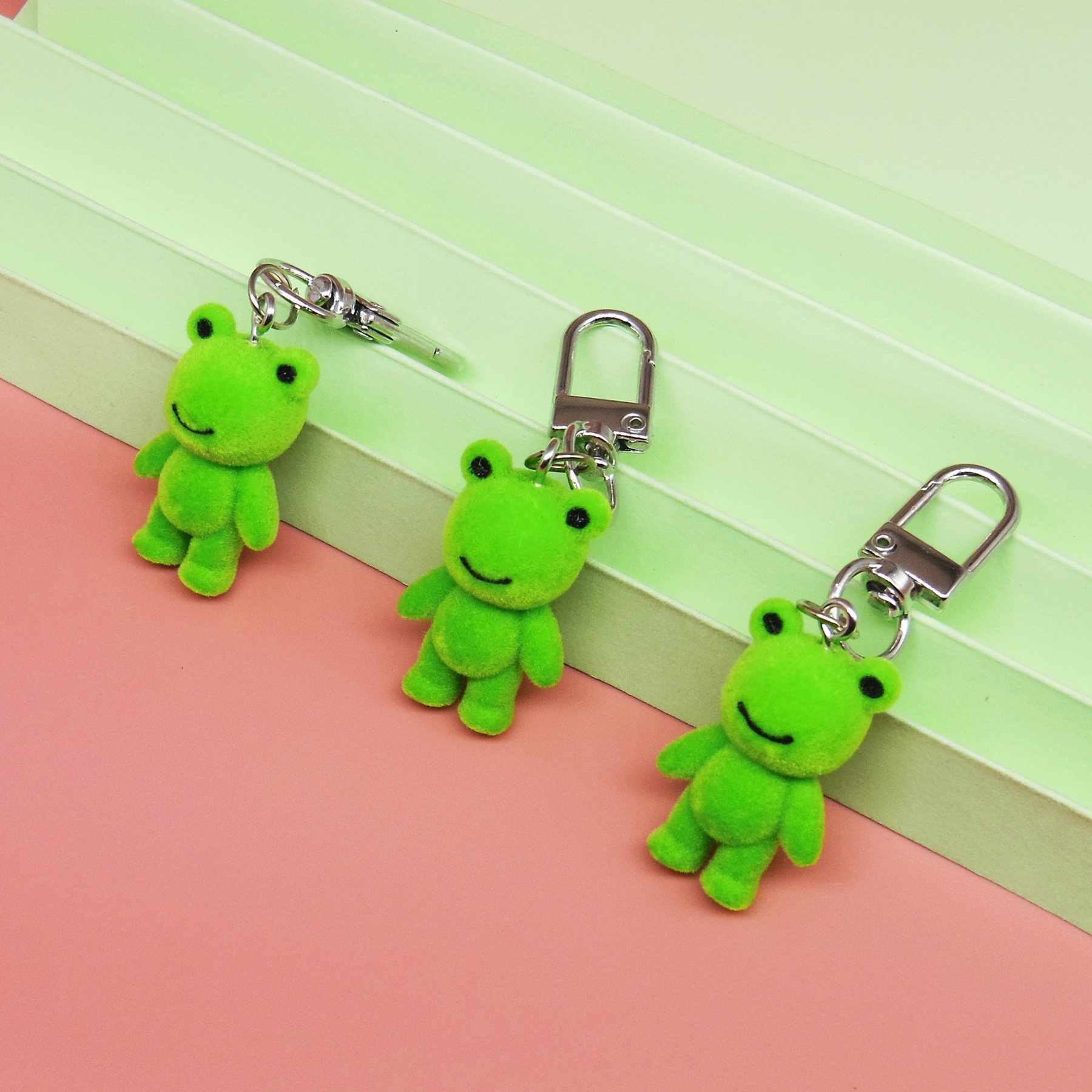 2024 Cartoon Flocking Bear Keychain Animals Doll Resin Key chains Cute Pom Pom keyrings Cat Dog Cow Koala Bunny Plush Keychain