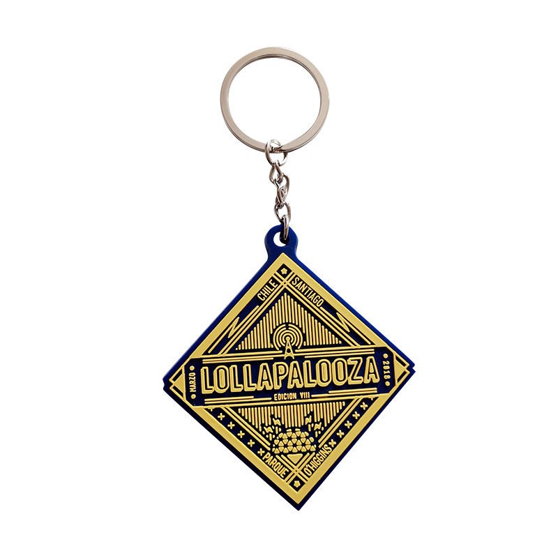 Promotion Japanese Anime Metal Keychain Elegant Eagle Beak Key Tag for Motorcycles Cars Backpacks Fashion Accessories Gift