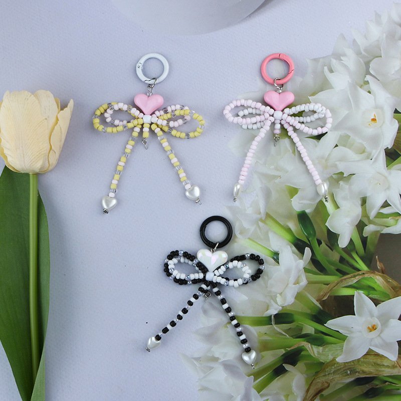 New Factory wholesale acrylic keychain cute bow keychain beading mobile phone case charm accessories