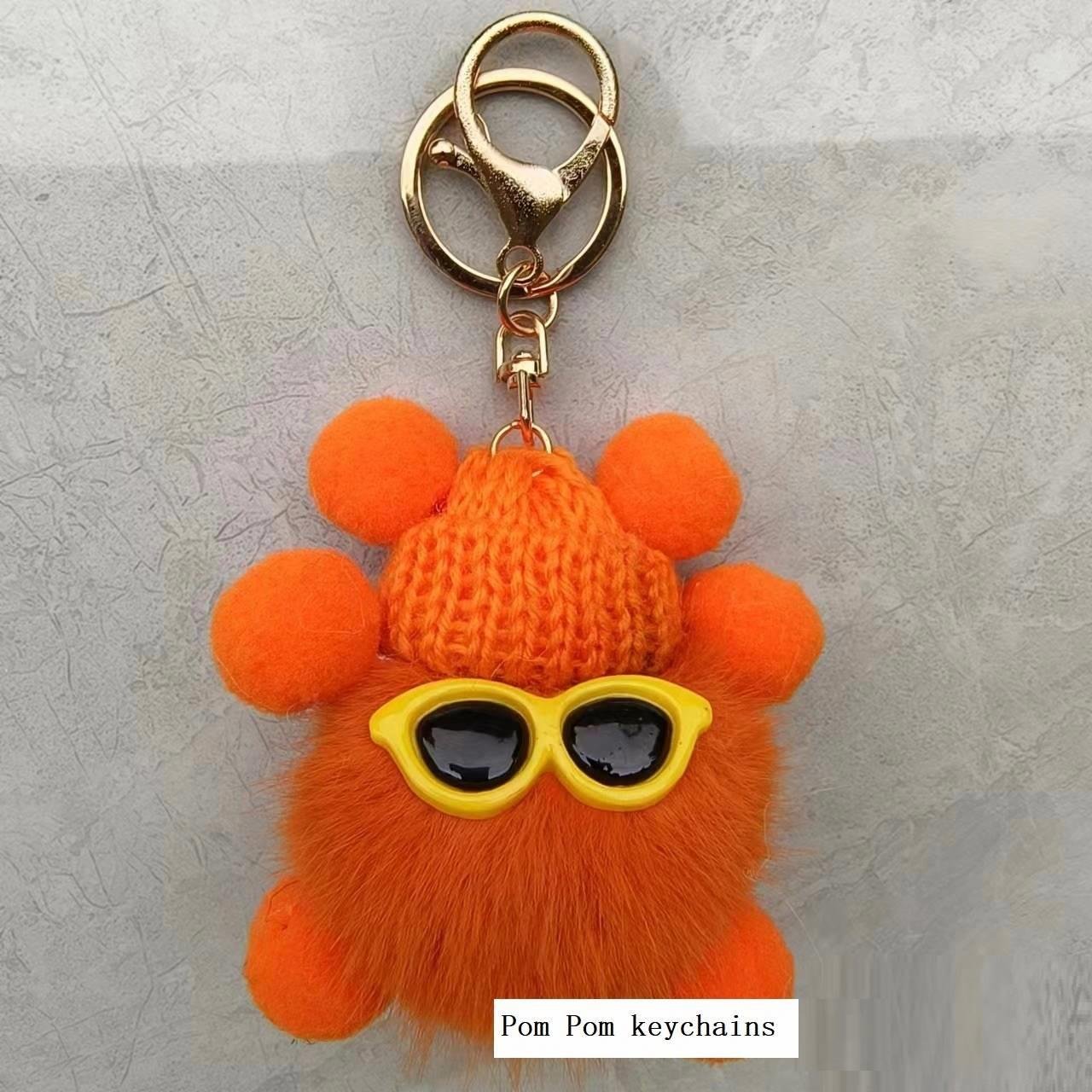 Cute fluffy plush keychain toys Soft Pom Pom Keychains Kawaii fur Ball Plush doll for kids bag backpack pendant decor Key chains
