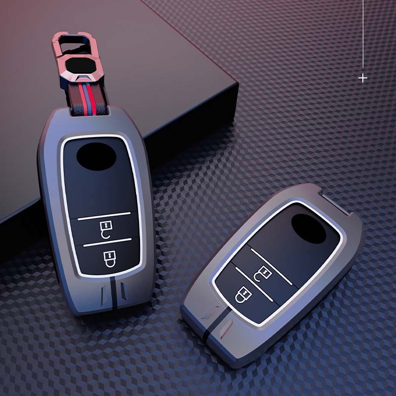 Car Key Case Cover for Toyota CHR Hilux Fortuner Land Cruiser 200 Camry Corolla Crown RAV4 Protect Shell Fob Alloy Keychain