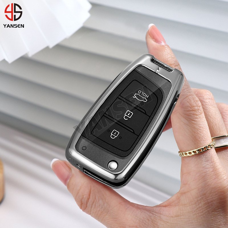 Leather Car Key Case Cover for Hyundai i30 i35 i40 Solaris 2 Elantra Tucson Auto Key Fob Shell Car Styling Keychain Accessory