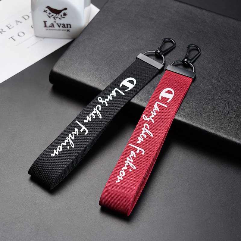 Japanese version of the ribbon pendant ribbon keychain trendy brand big C letter car chain bag accessories key ring