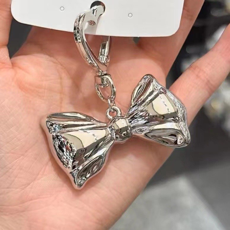 Colored Custom Butterfly Bow knot Keychain Butterfly Keychain Rhinestone Bling Wristlet keychain for purses, backpack