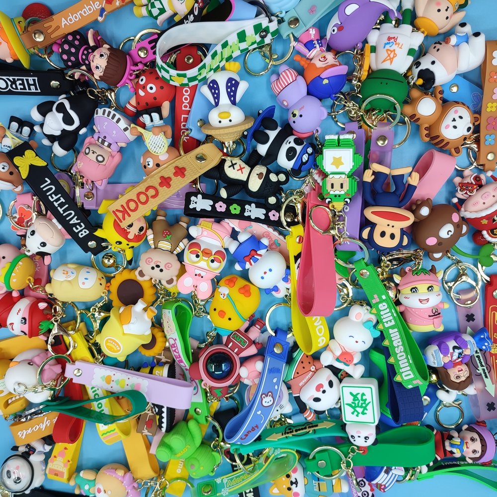 Cartoon Soft 3d Pvc Rubber Anime Car Key Chain Bag Plush Toy Doll Pendant Kuromi Keychain Key Ring Accessories