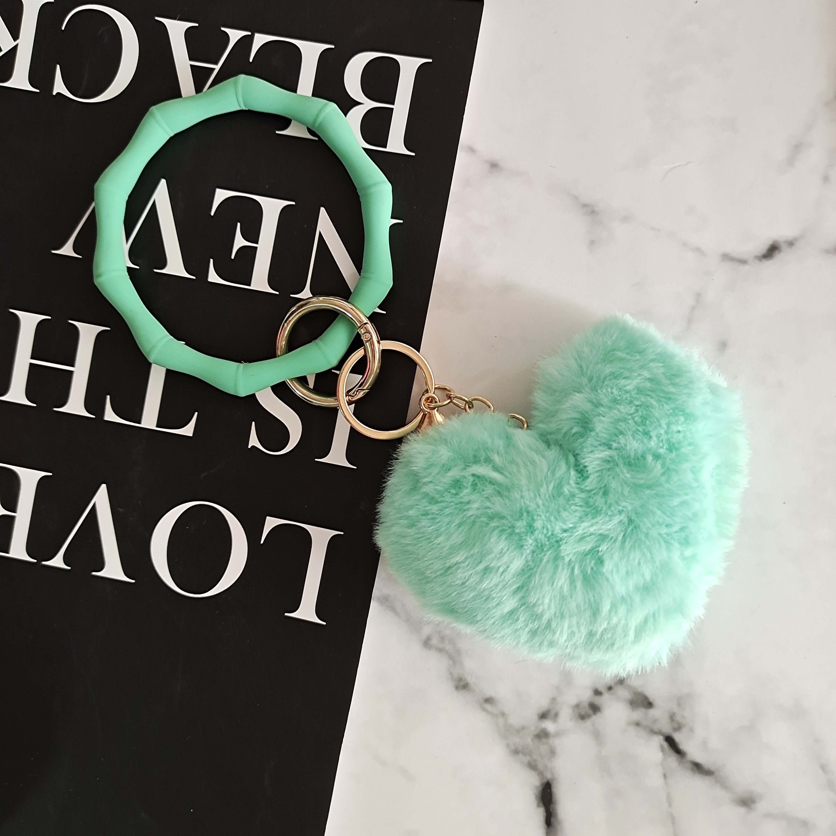 Women's Heart Puffball Keychain Faux Fur Pom Pom Keyholder Bag Accessory Keyring Keychain Pompom