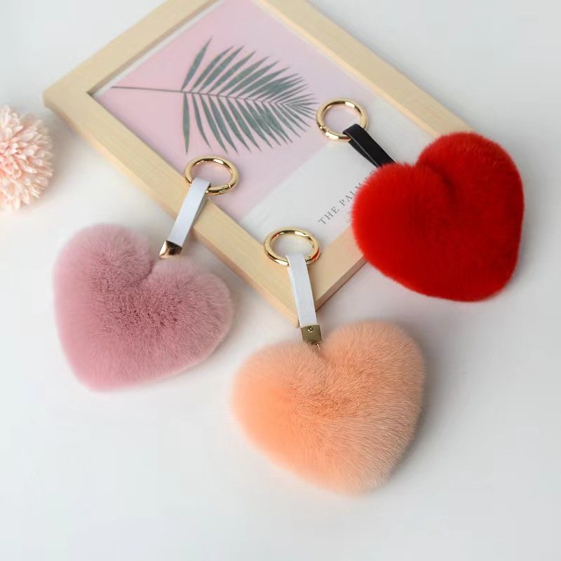 202410cm Hot Fluffy Love Heart Pom Pom Keychain Women's Colored Rex Rabbit Fur Metal PU Bag Charm Key Ring Jewelry Accessories