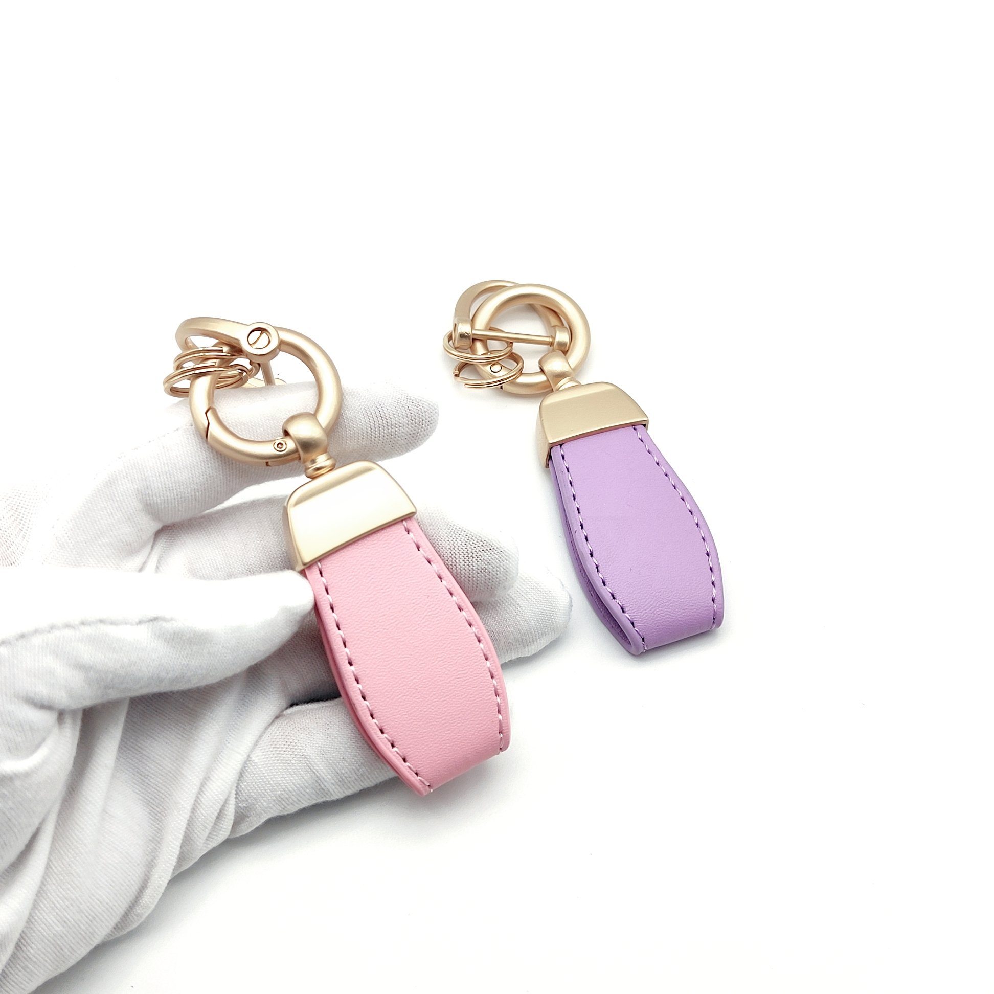Wholesale High Quality Metal Custom Embossed Logo Leather Car Keychain Leather Key Chain