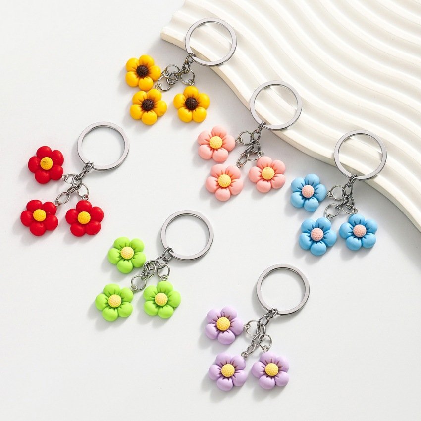 Wholesale new DIY candy color 3D flower pendant keychain cute sunflower car bag decorative pendant Mini key chain