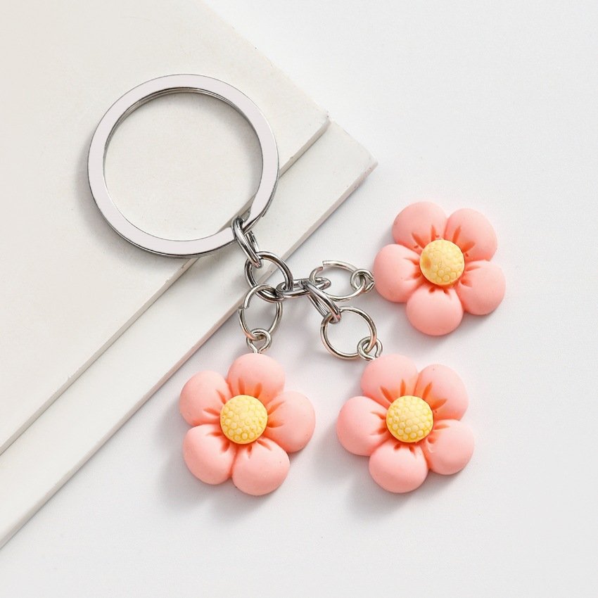 Wholesale new DIY candy color 3D flower pendant keychain cute sunflower car bag decorative pendant Mini key chain