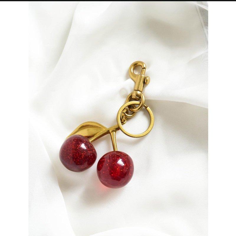 Fashion Creative Exquisite Crystal 3D Cherry Keychain Women Girl Bag Car Pendant Accessories Keyring Small Charms Gift