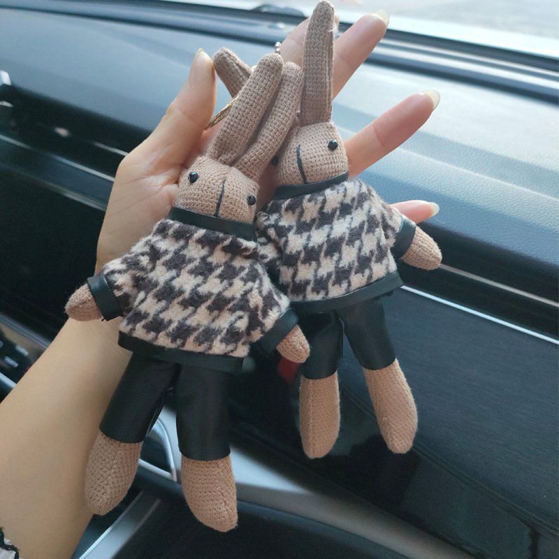 Custom rabbit car key chain bag hanger accessories personal animal keyring designer leather keychain luxury