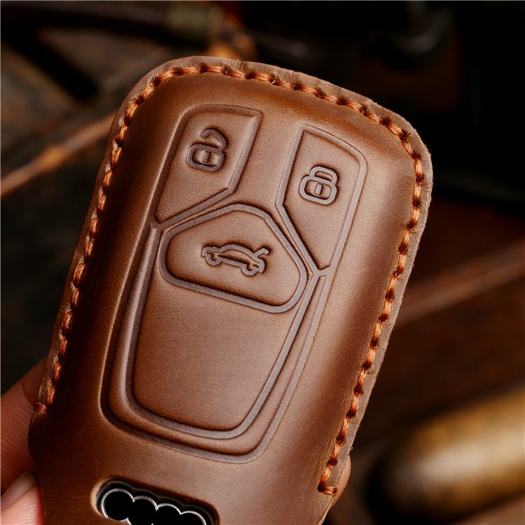 Hand Sewing Genuine Leather Car Key Case Protect Cover for Audi A3 A4 Q7 B8 Car Interior Accessories With Key Chain