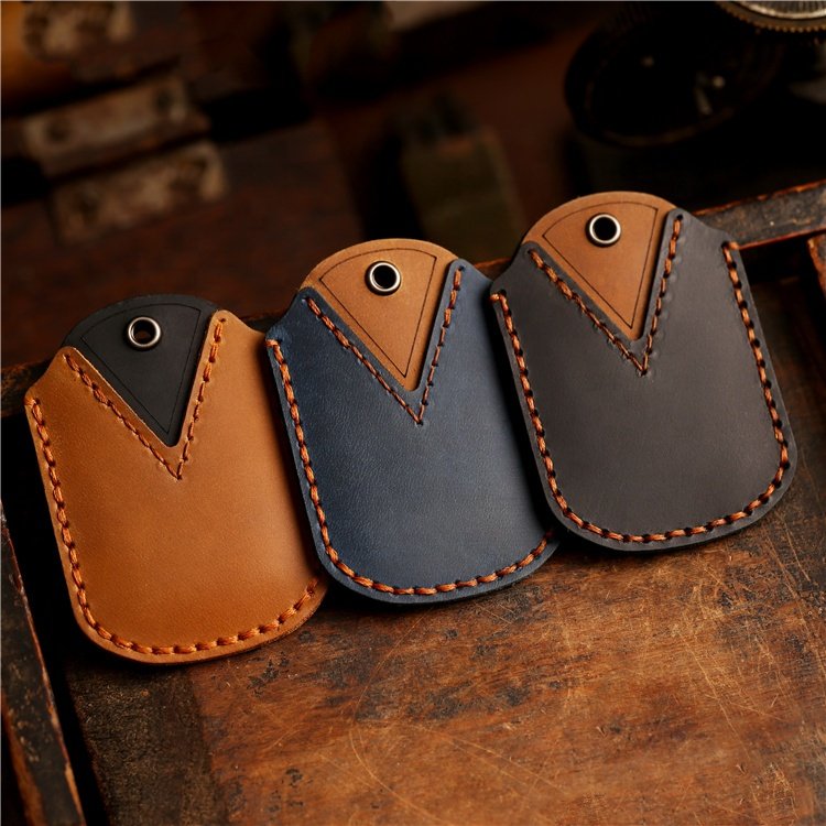 Hand Sewing genuine leather Car Key Case Cover for Toyota Smart Remote 3 Buttons Car Key Fob Case with Keychain
