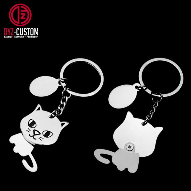 Cute Cartoon Cat Dog Metal Keychain Custom Alloy Key Holder Charm for Purse Hanging Ornament Car Accessory with Laser Logo
