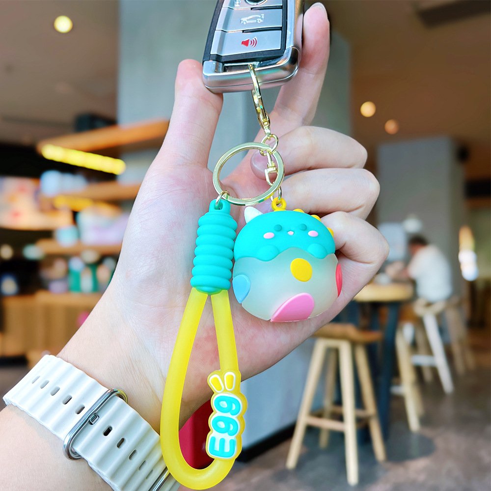 Creative glowing small animal keychains, cute doll pendants, bags, accessories, car chains, couples, small gifts wholesale
