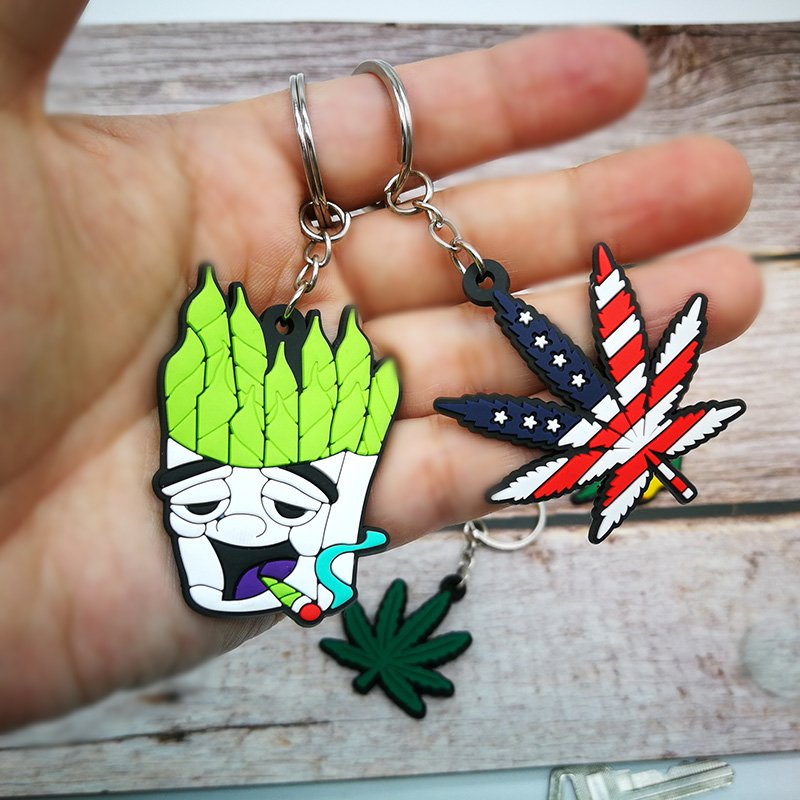 pvc Cartoon Key Chain Cute Leaf shape Key Ring Tobacco key Holder Fashion Gift for men Car Key Ornament Bag Pendant Wholesale