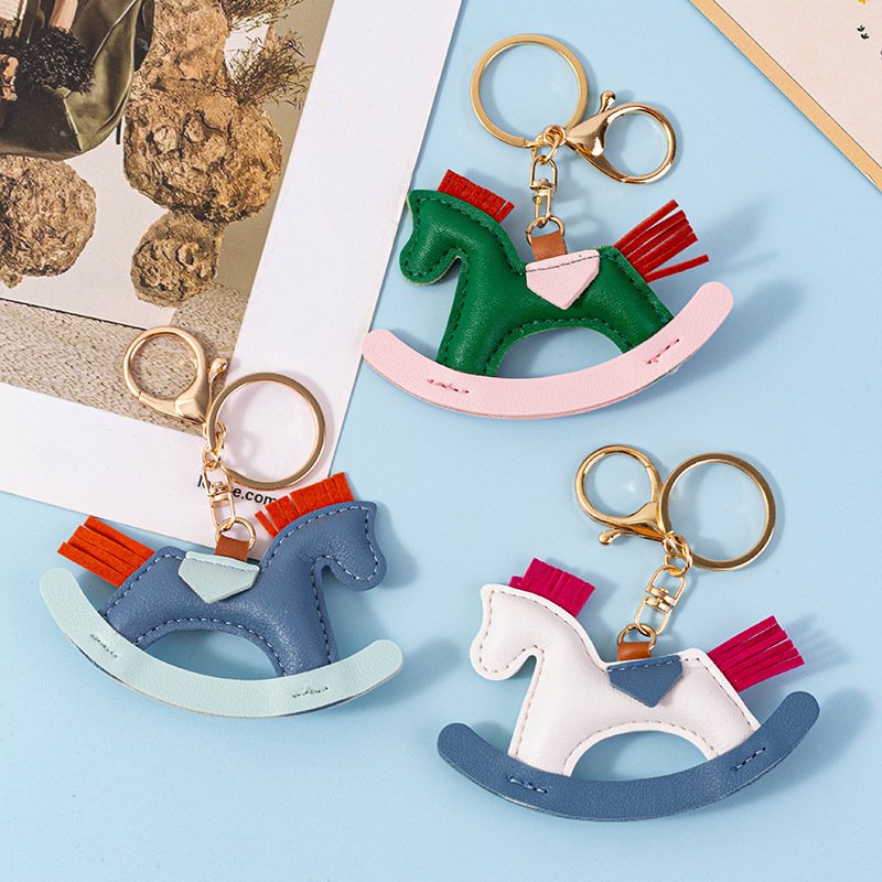 New custom horse leather car key chain accessories animal key ring bag charm ornament pendant luxury designer keychains