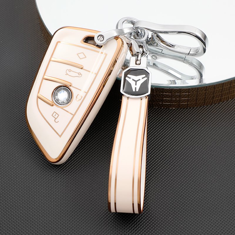 New Soft TPU Gold Edge Car Key Case with Keychain Accessories for BMW X1 X2 X3 X5 X6 Series 1 2 5 6 7 M5 M6 car key cover