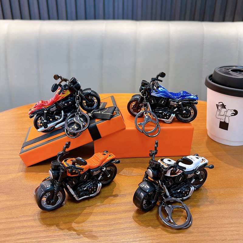 Creative Alloy Harley Motorcycle key chain simulation Boilback toy car key chain pendant Motorcycle model key ring for men gift