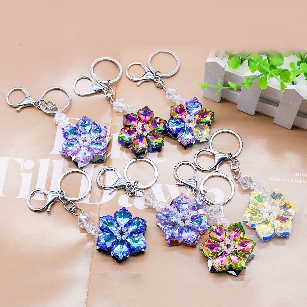 Cute Diamond Crystal Snowflake Colored Crystal Snowflake Christmas Gift Bling For Women Bag Charms key chains keychains