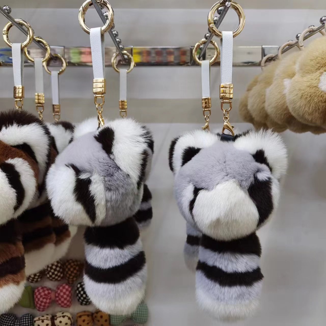 Premium Premium Rex Rabbit Fura racoon doll handbag pendantsoft plush key chain