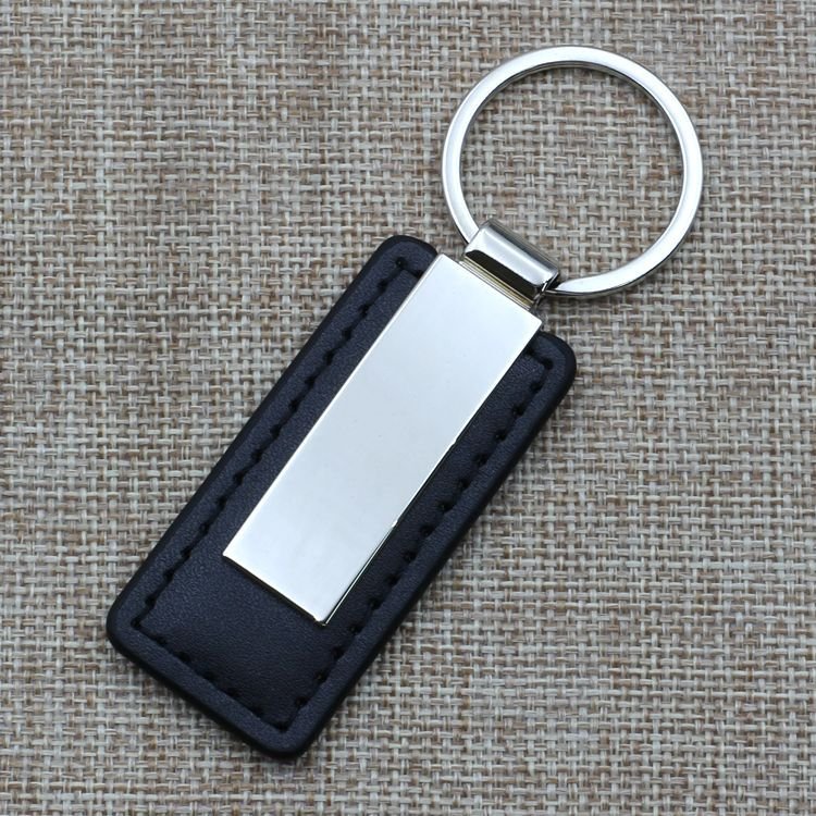 Hot Sale Custom Spot Fashion Design Metal Car PU Leather Rectangular Shape Luxury Keychain For Business Gift Key Ring Decoration