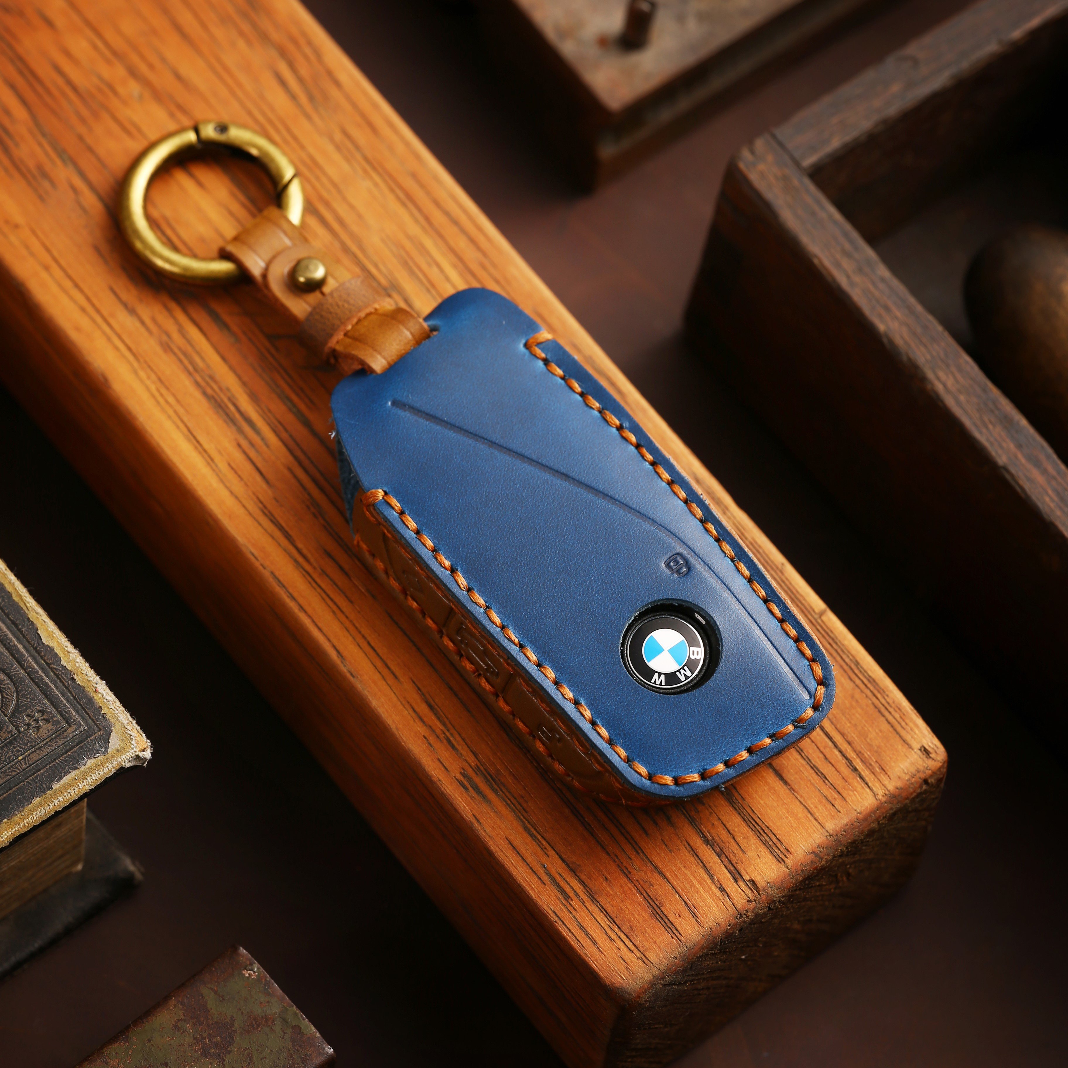 For BMW X7 Car Key Leather Case Holder Accessory First layer Crazy Horse Skin Leather Luxury Pouch Keychain Bag