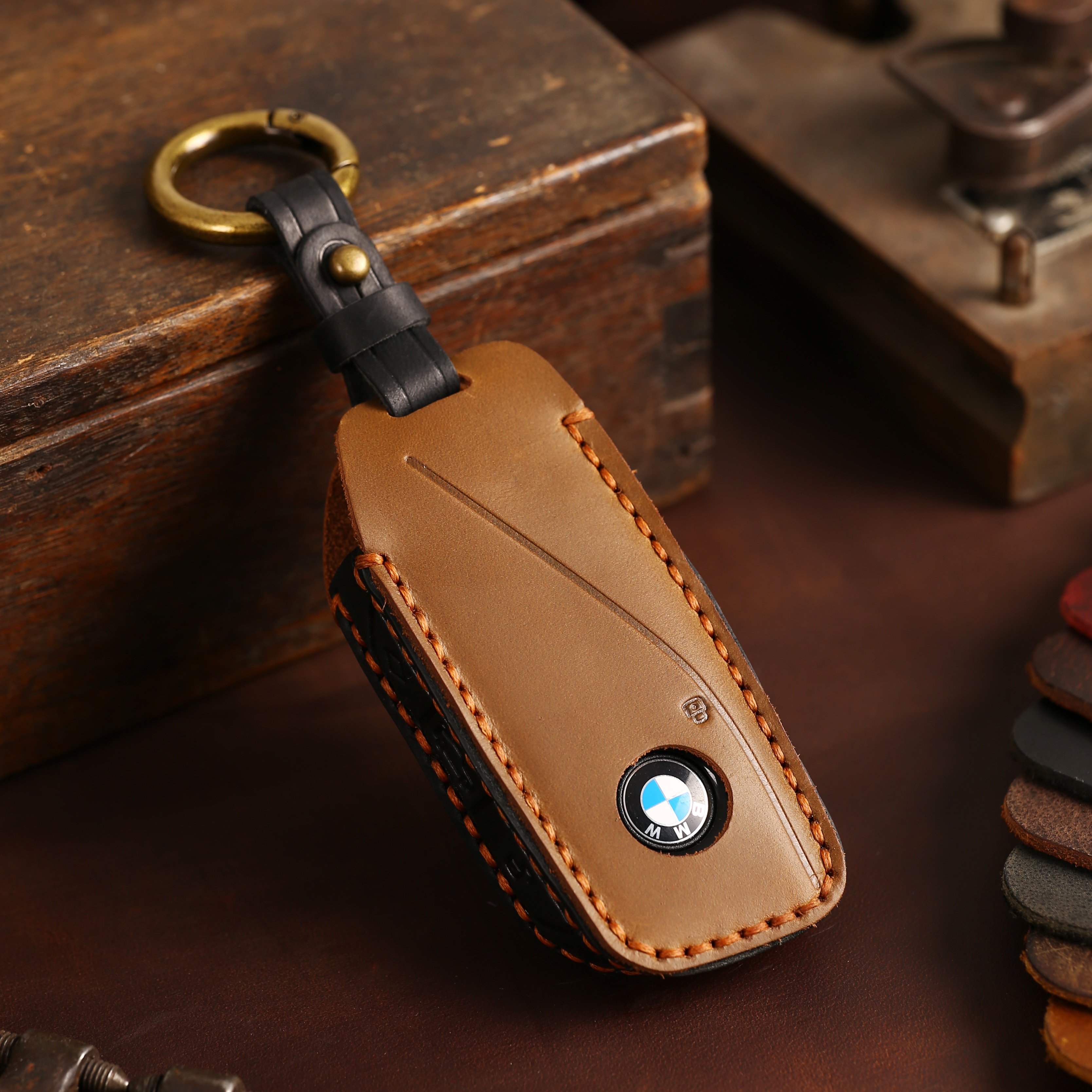 For BMW X7 Car Key Leather Case Holder Accessory First layer Crazy Horse Skin Leather Luxury Pouch Keychain Bag