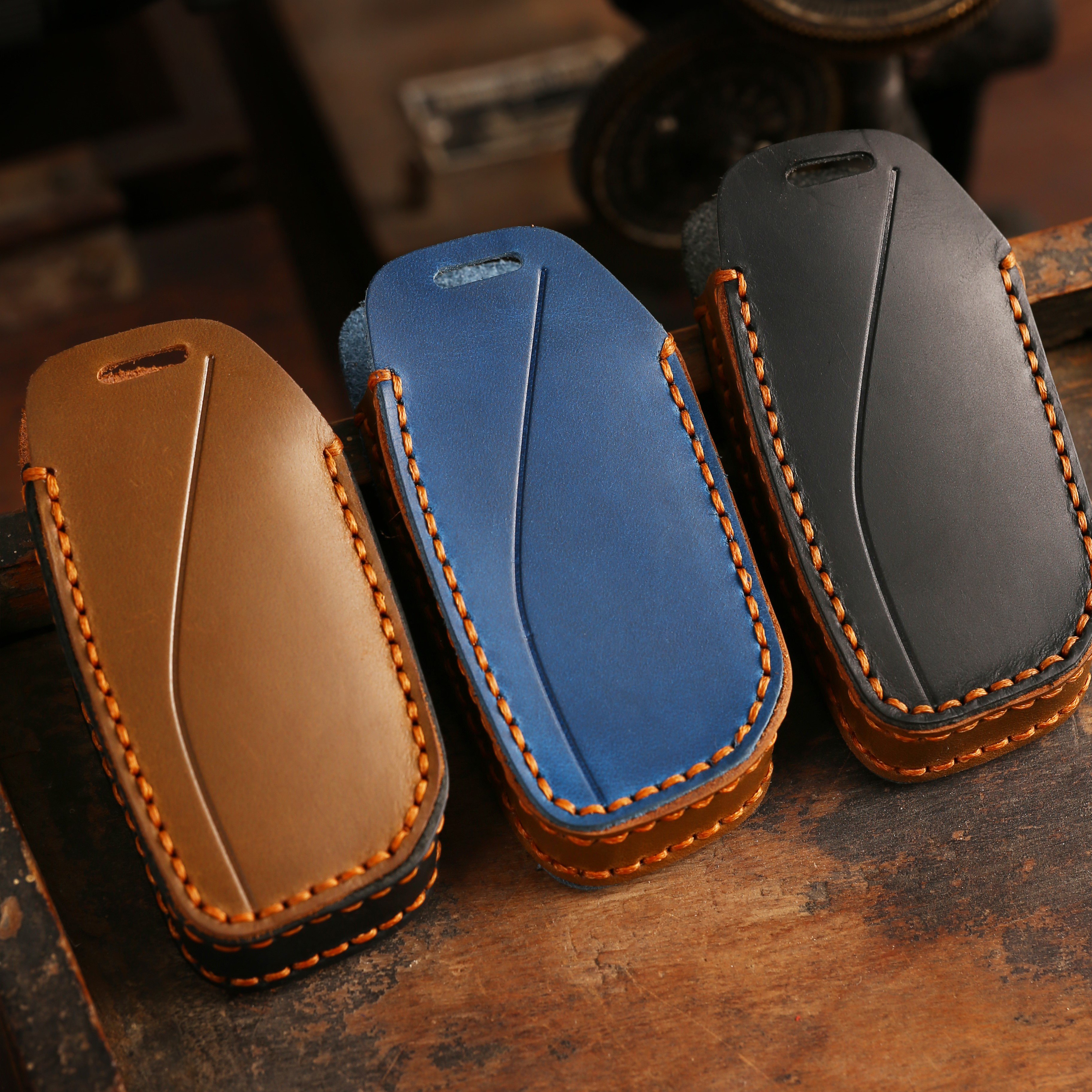 For BMW X7 Car Key Leather Case Holder Accessory First layer Crazy Horse Skin Leather Luxury Pouch Keychain Bag