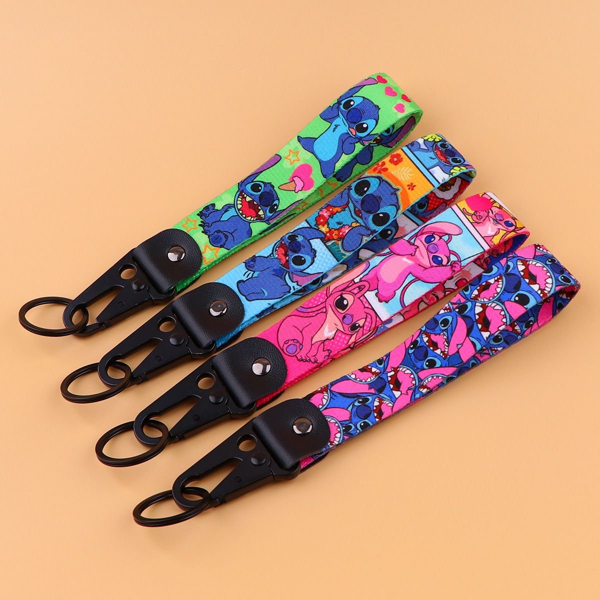 Best Selling Cartoon Printed Short Lanyard Eagle Keychain Metal Key Ring Car Key Pendant Anime Pokemon Motorcycle Keychain