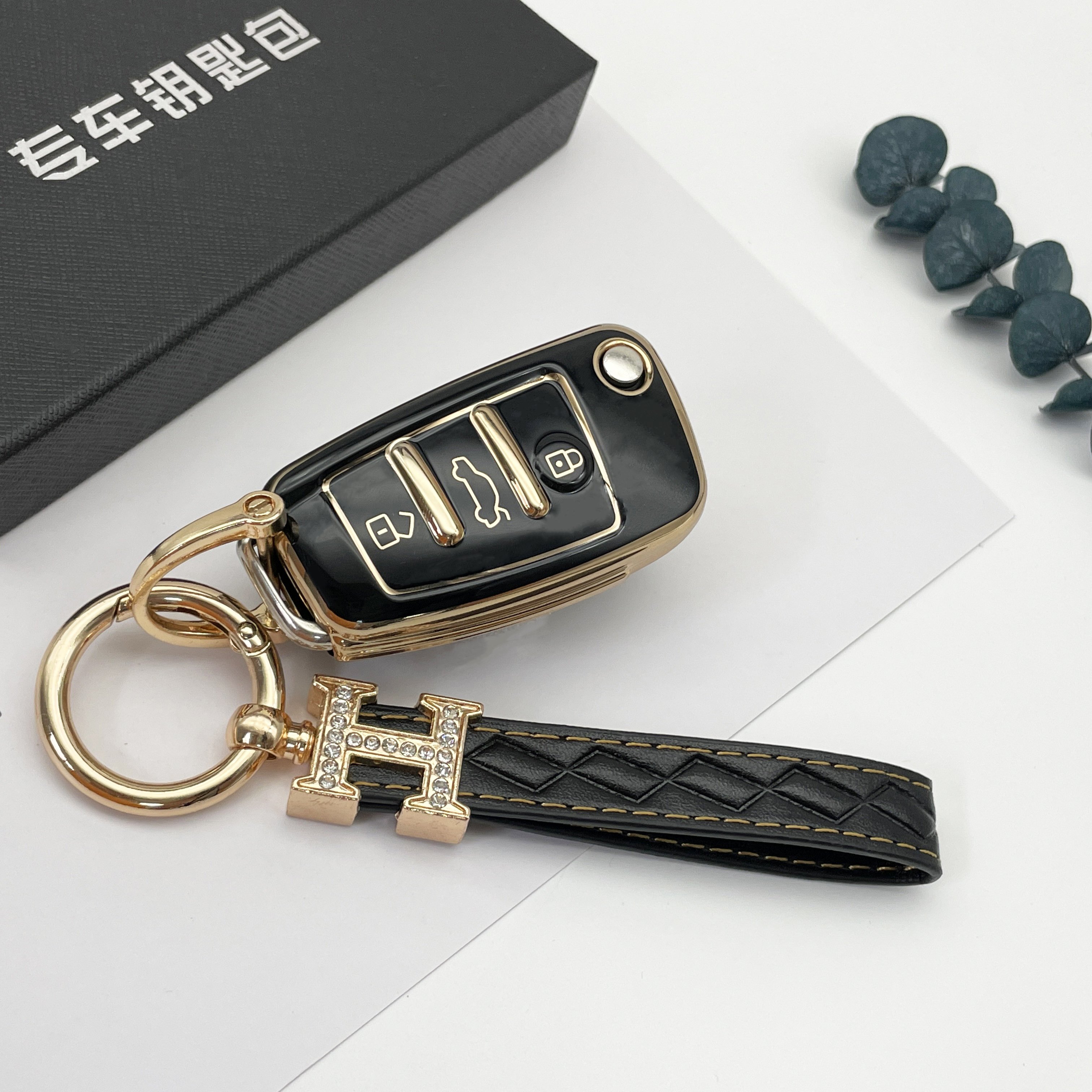 Factory direct Wholesale TPU Golden line Soft Car Key Case For Audi A1 A3 A4 A5 A6 Q2 Q3 Q7 TT S3 R8 Accessories
